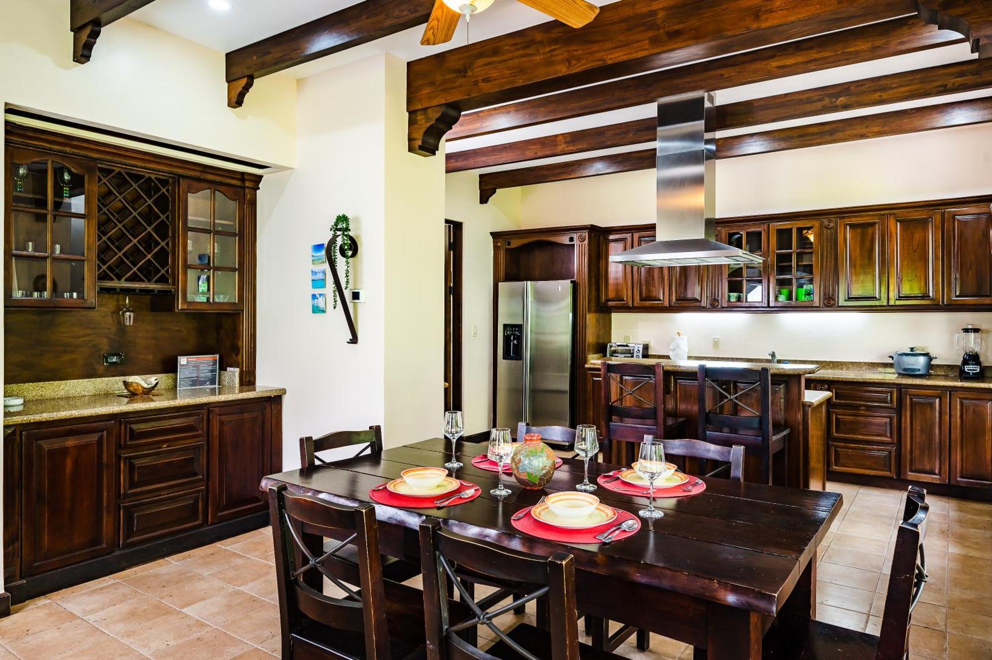 טמארינדו Luxury Vacation Rentals At Hacienda Pinilla חדר תמונה